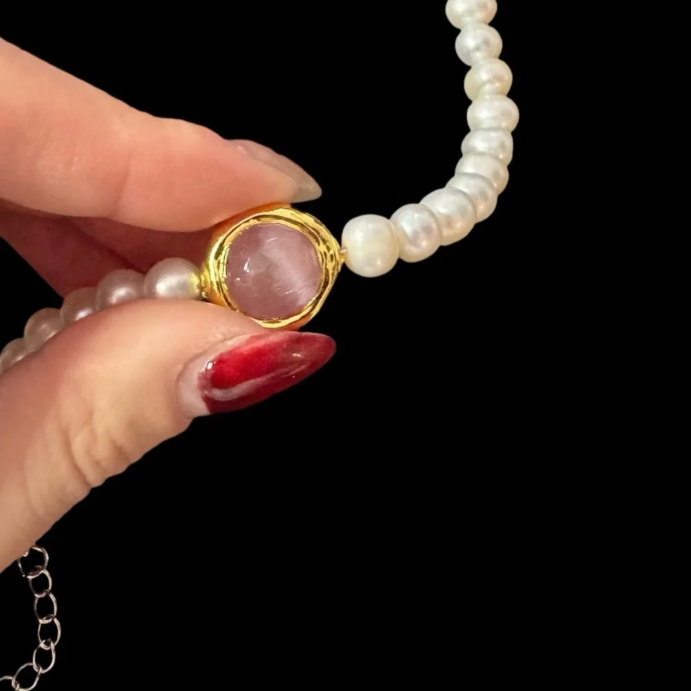 ✨Elegant Pearl Bracelet with Pink Gem Cabochon - Picture 2 of 2